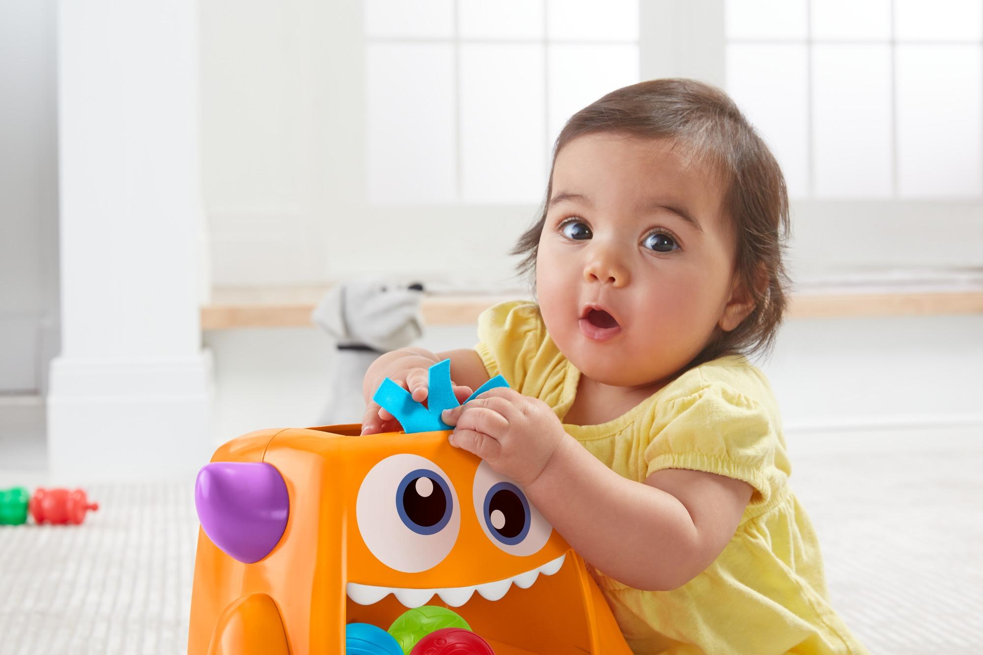 Amazon.com: Fisher-Price Zoom 'n Crawl Monster: Toys & Games