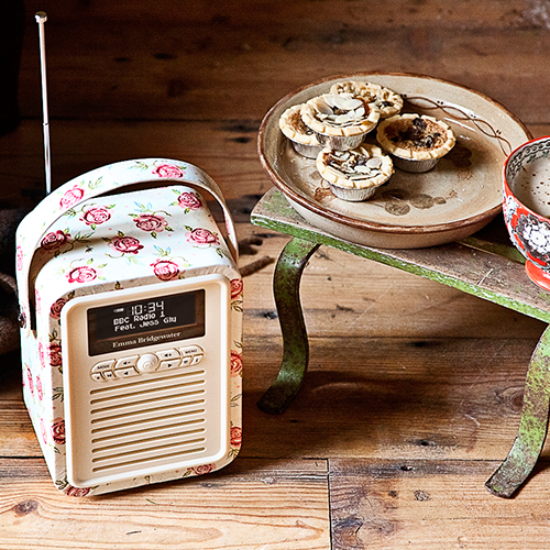 VQ Retro Mini DAB and DAB+ Digital Radio with FM, Bluetooth, Alarm