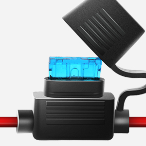 Blade fuse with water-resistant fuse holder