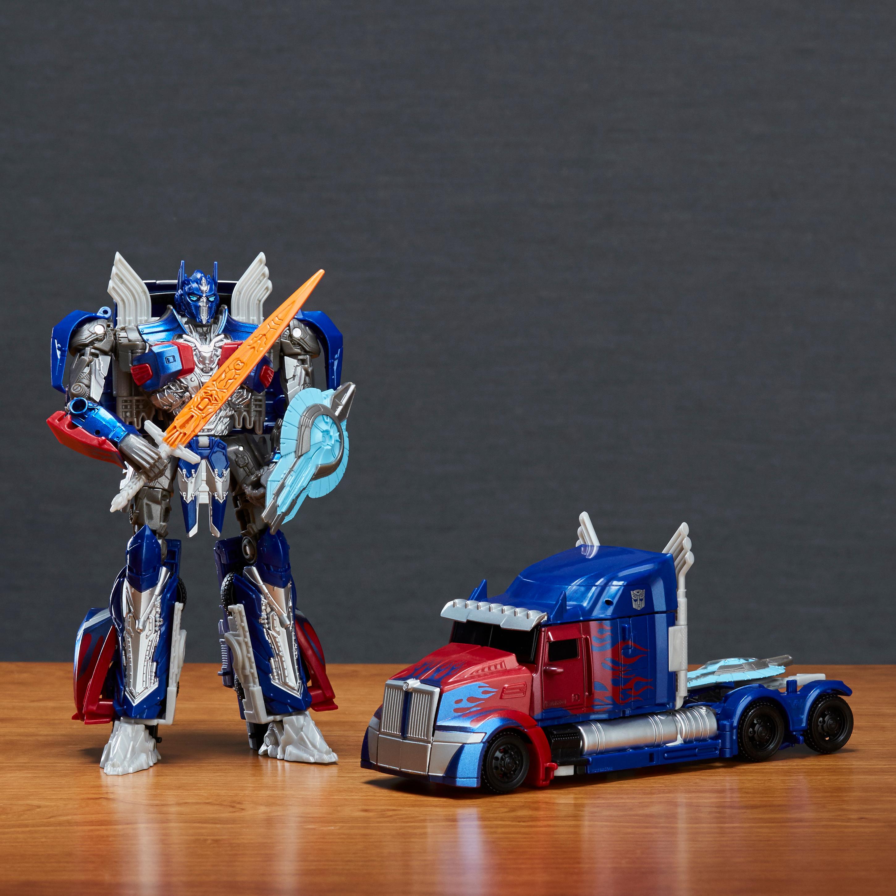 voyager toy transformers