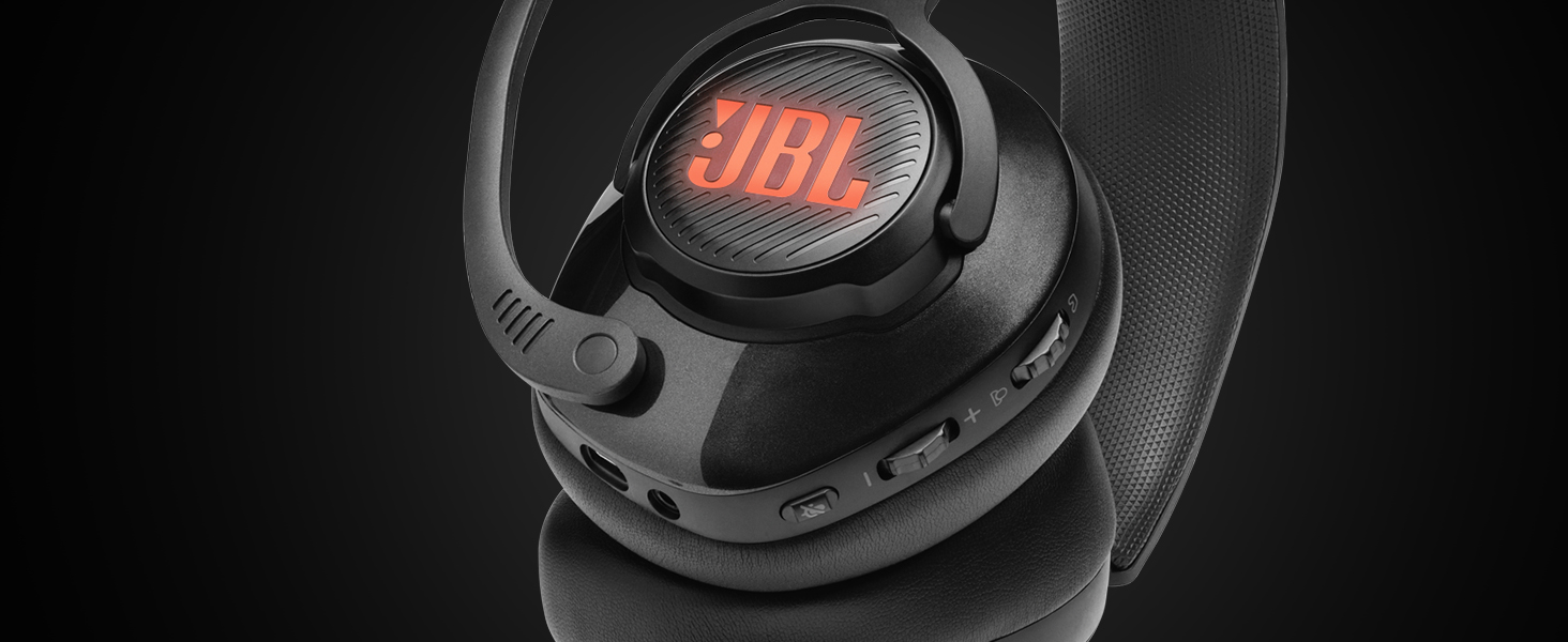JBL Quantum 400 Wired OverEar Gaming Headset with 3.5mm Audio Cable, USB Cable and GameChat