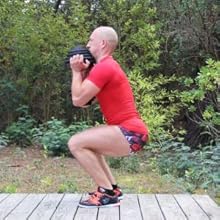 Squat gobelet avec haltère