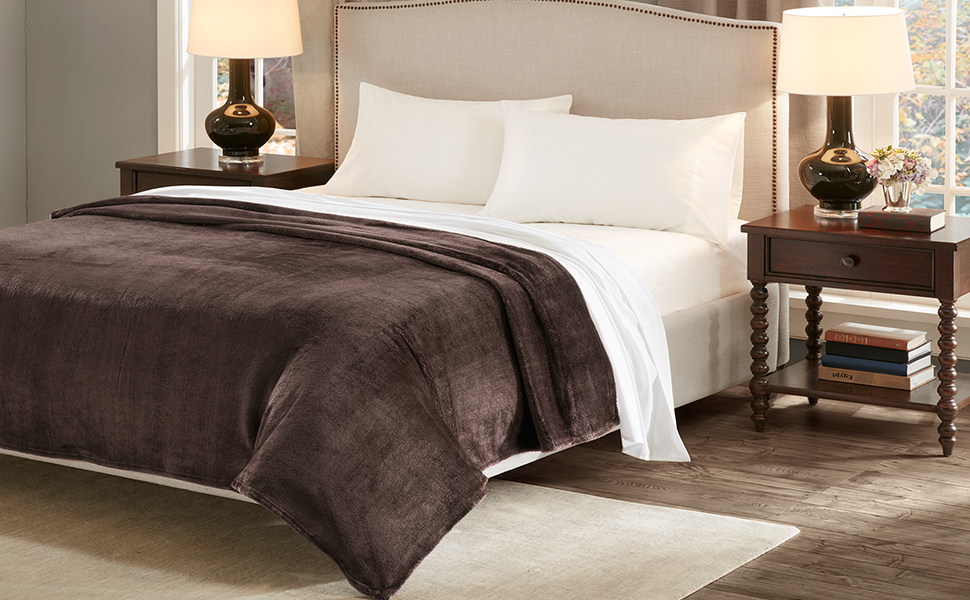 Micro Velour Bed Throw Blankets Super Soft Fluffy Warm Flannel
