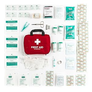 Trousse De Premiers Secours Composee De 90 Articles Avec Packs De Froid Instantane Serum Physiologique Et Couverture De Survie Isothermique Amazon Fr Auto Et Moto