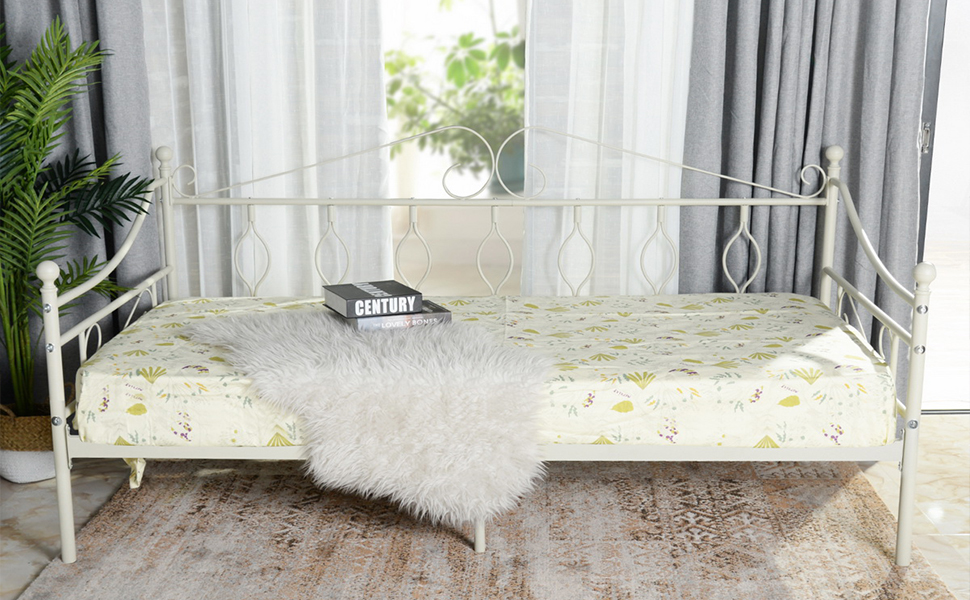 Aingoo Daybed with Wood Slats Metal Day Bed Frame Single Size Day Bed