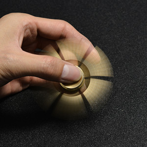 Amazon | ハンドスピナー Hand Spinner 弾丸型 指スピナー