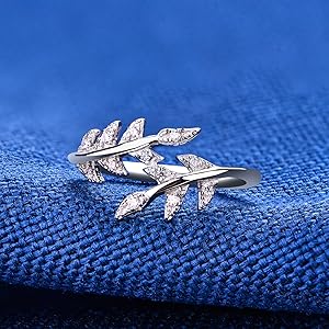 シルバー リング 葉形モチーフ クリスタル付き スケグルリーフリング(SILVER): 『チャイハネ』公式通販