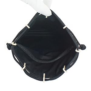 未使用　京印伝　黒い合切巾着袋　皮 Amazon.co.jp: [印傳屋] 印伝 合切袋 巾着袋 マチ付 鹿革 黒地