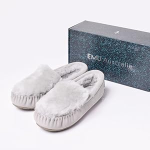 【新品・箱付き】EMU ケアンズリバースファー モカシン キャメル 羊革毛 楽天市場】【公式】EMU Australia エミュ Cairns Reverse fur
