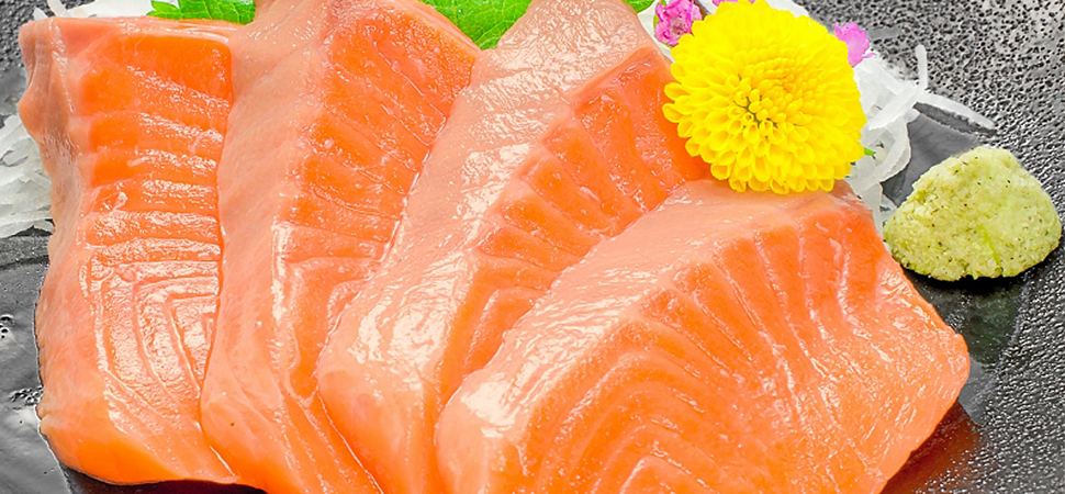 Amazon.co.jp: 築地の王様 お刺身用 トロサーモン 300g前後