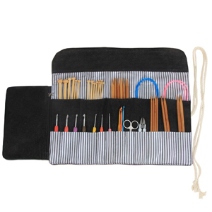 18 slots for knitting needles
