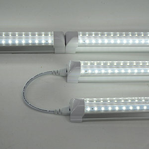 8FT LED Shop Light Fixtures 8Foot T8 Integrated Tube 72W 7200LM 6000K White V Shape Cooler Lighting