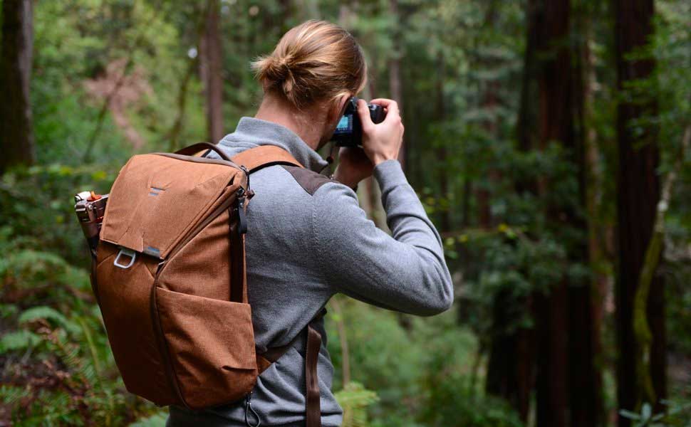 Amazon.com : Peak Design Everyday Backpack 20L (Tan Camera