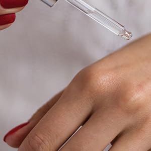 hyaluronic acid serum vitamin c serum vitamin e serum