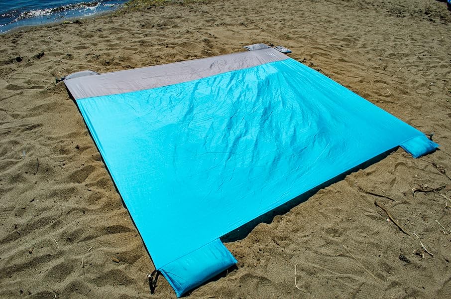 Sand Repellant Lightweight Compact Beach Blanket Updated