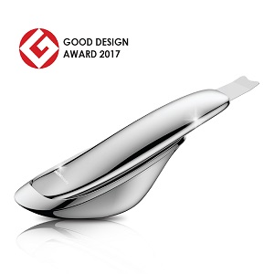 Deeply cleansing, gently exfoliates skin, removes whitehead/blackhead, cleans clogged pores