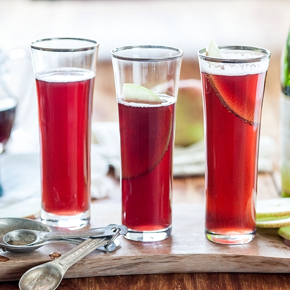 Apple-Pomegranate Fizz