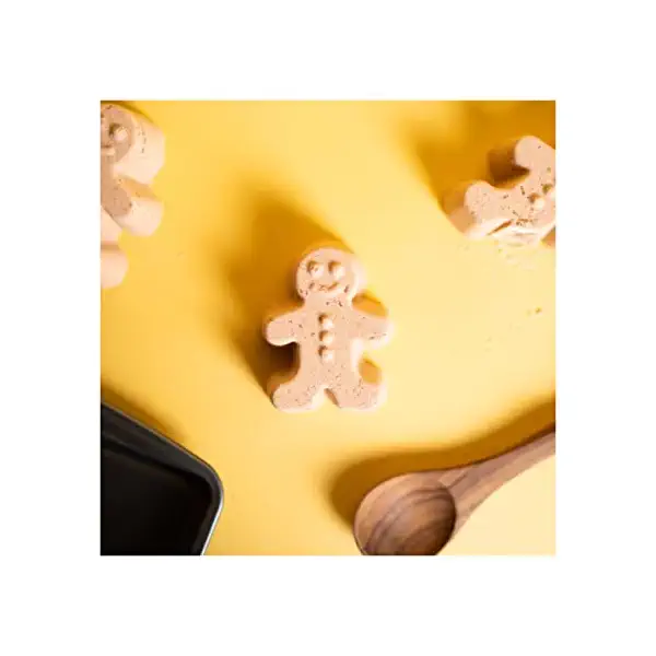 Sugar & Spice Gingerbread Man Froth Bomb, 4.5 OZ 3