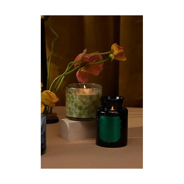 Black Glass Candle with Lid Tabac & Pine 2