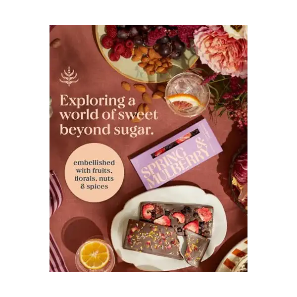 Mixed Berry Date Sweetened Chocolate Bar 3