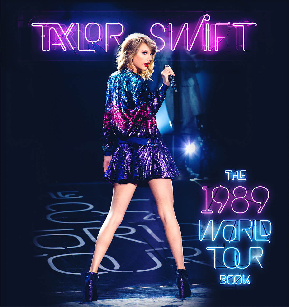 ミュージシャン TAYLOR SWIFT 1989 WORLD TOUR BOOK Taylor Swift Official 1989 World Tour Book Program : Amazon