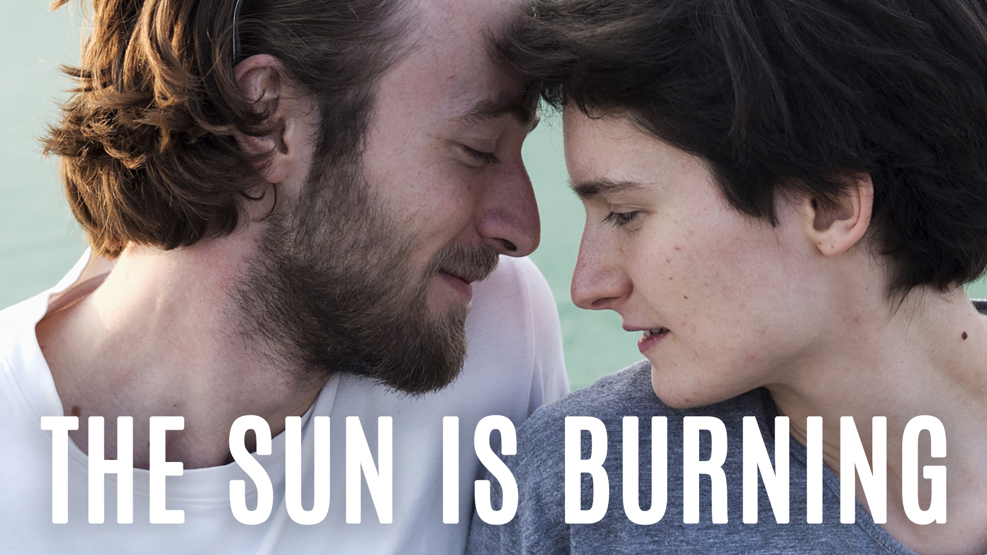 Жетілген аққұба душта