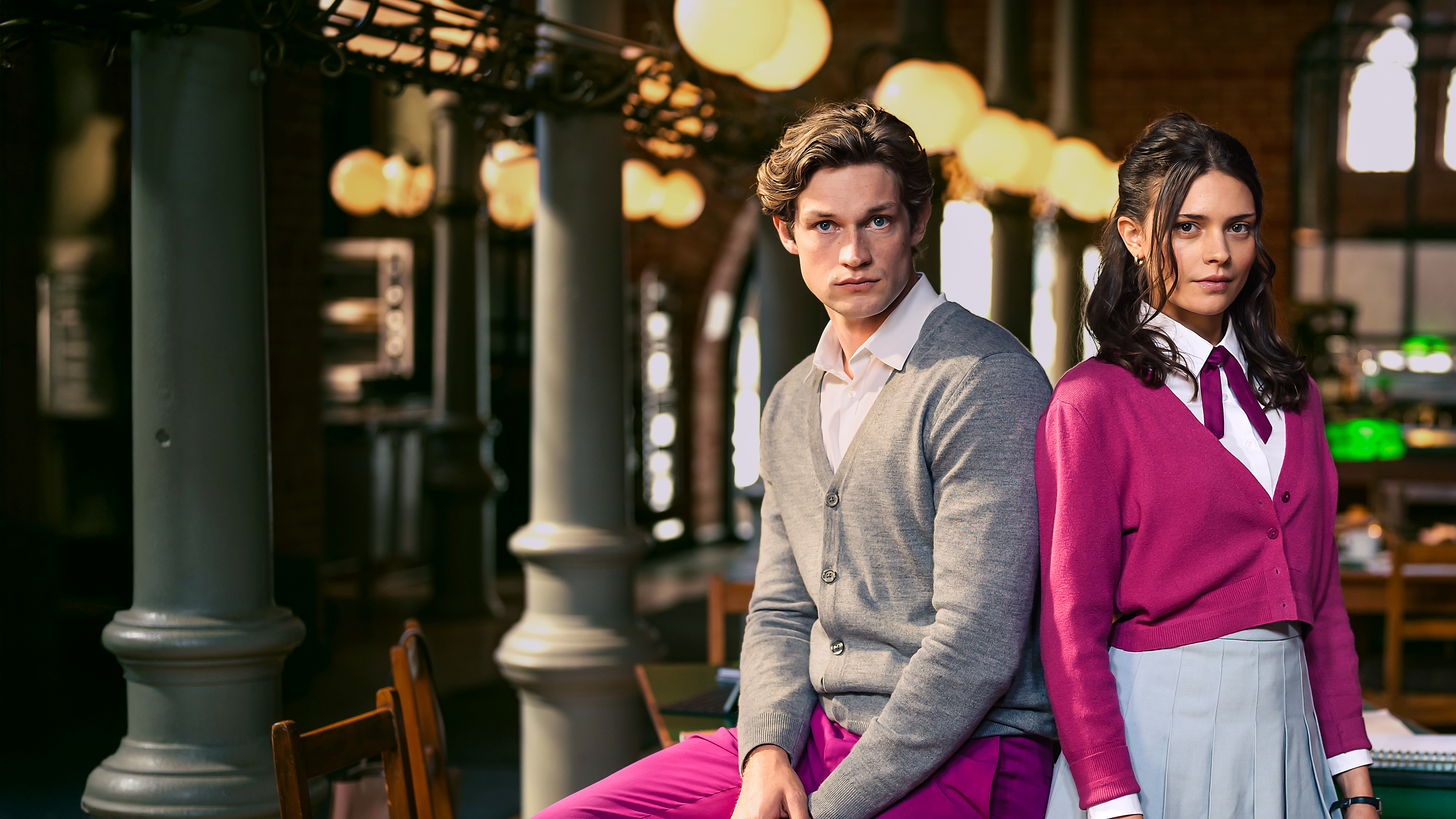 El drama final se acerca: todo lo que sabemos de la temporada 3 de 'Maxton Hall' 2 Prime Video: Maxton Hall - Un mundo entre nosotros - Temporada 2