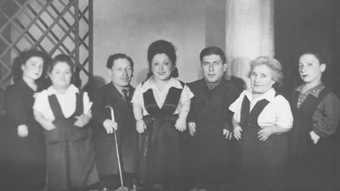 Warwick Davis & The Seven Dwarfs of Auschwitz