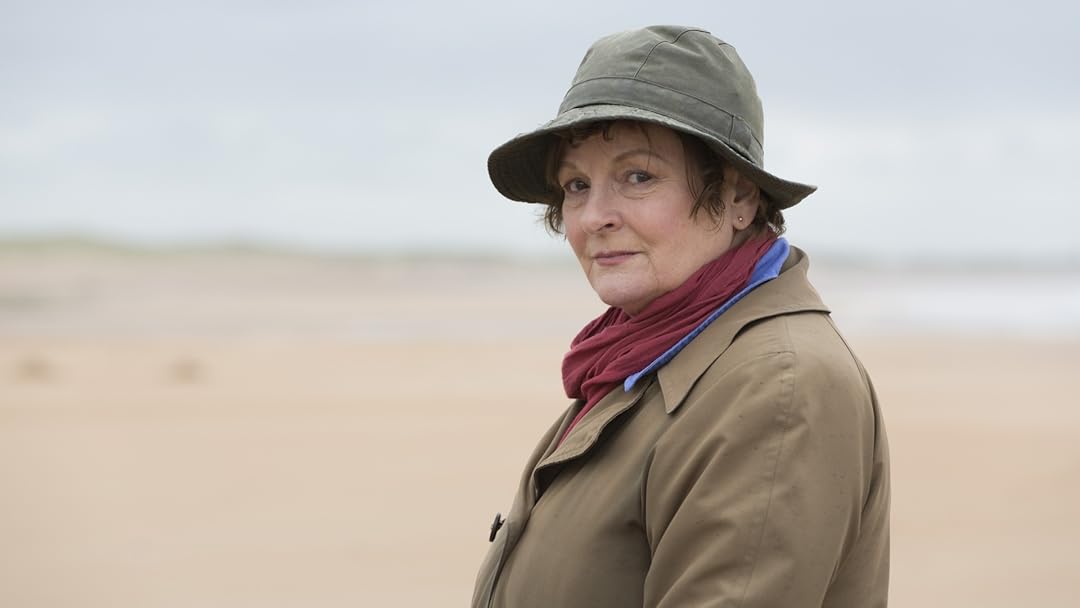 ヴェラ～信念の女警部シリーズ Series1-7 Blu-ray BOXⅠ〈8… ヴェラ～信念の女警部シリーズ Series1-7 Blu-ray BOXⅠ | TC