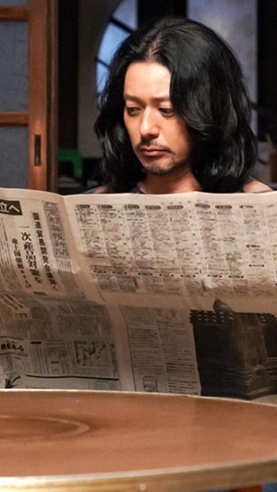 オダギリジョー 『カムカムエヴリバディ』大月錠一郎（おおつき じょういちろう） QHD(540×960)壁紙画像