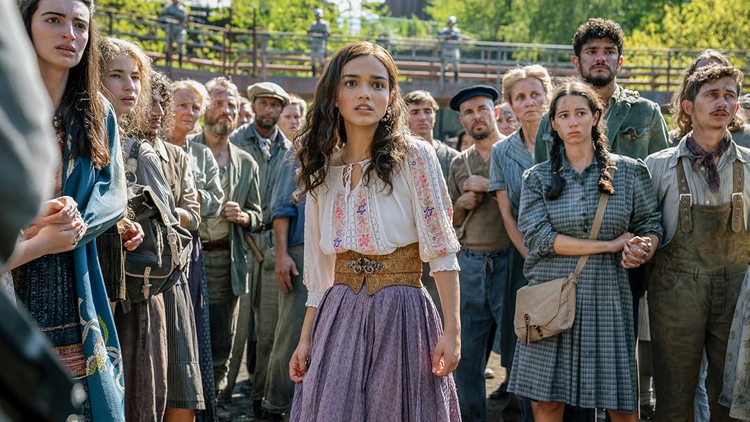 The Hunger Games: The Ballad of Songbirds and Snakes – Sneak Peek