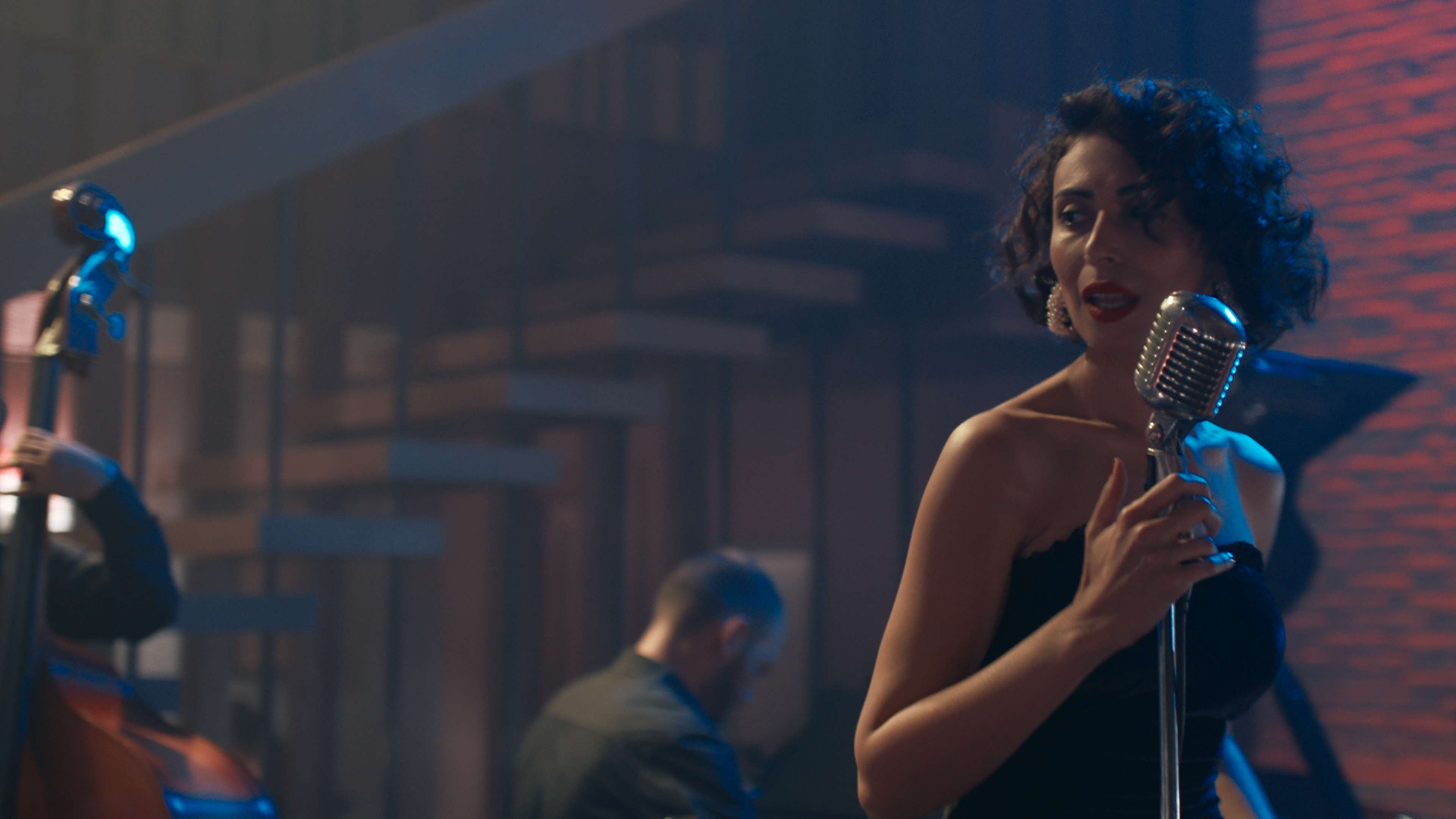 Tanho rus porno Keksa ayollar ekstremal