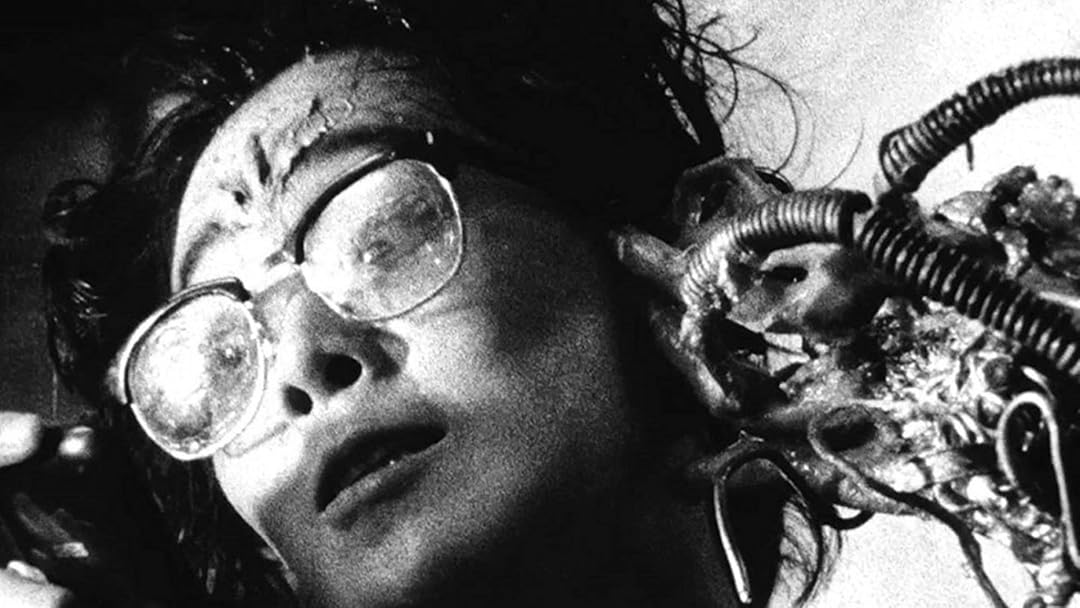 Tetsuo, el hombre de hierro