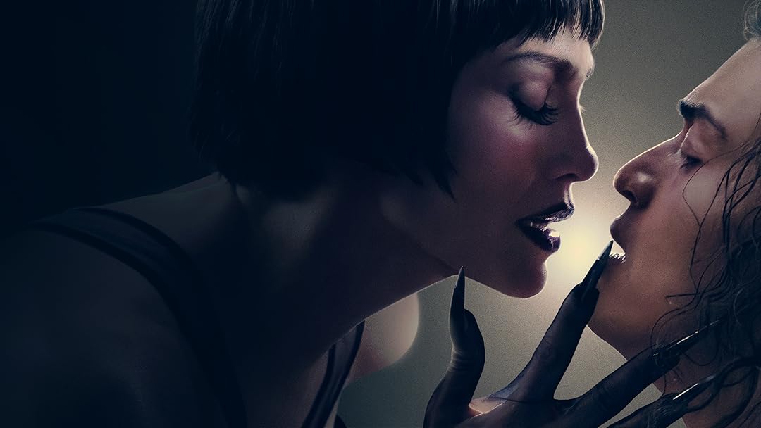 KISS OF THE SPIDER WOMAN