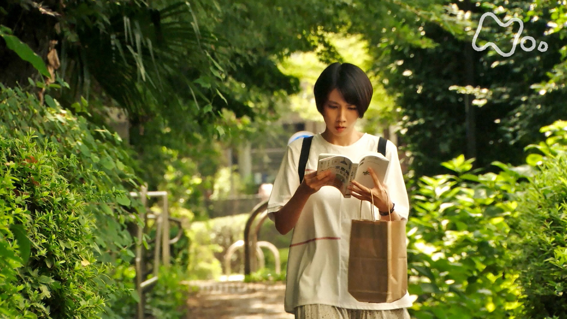 ミワさんなりすますを観る | Prime Video