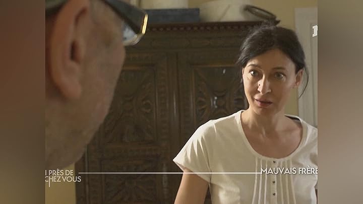 Le Diable Près De Chez Vous Pazuzu Streaming Prime Video: SI PRES DE CHEZ VOUS - Saison 2