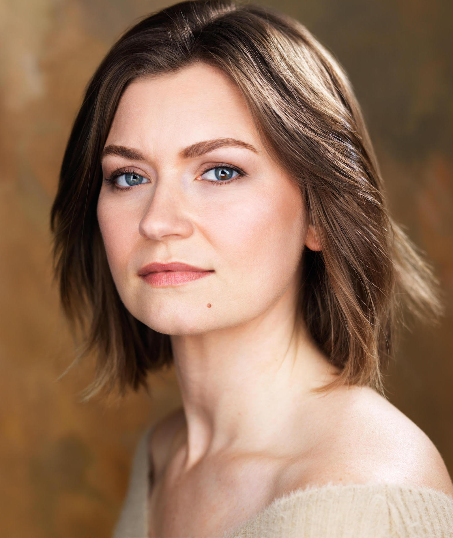 Katy Hill's Instagram, Twitter & Facebook on IDCrawl