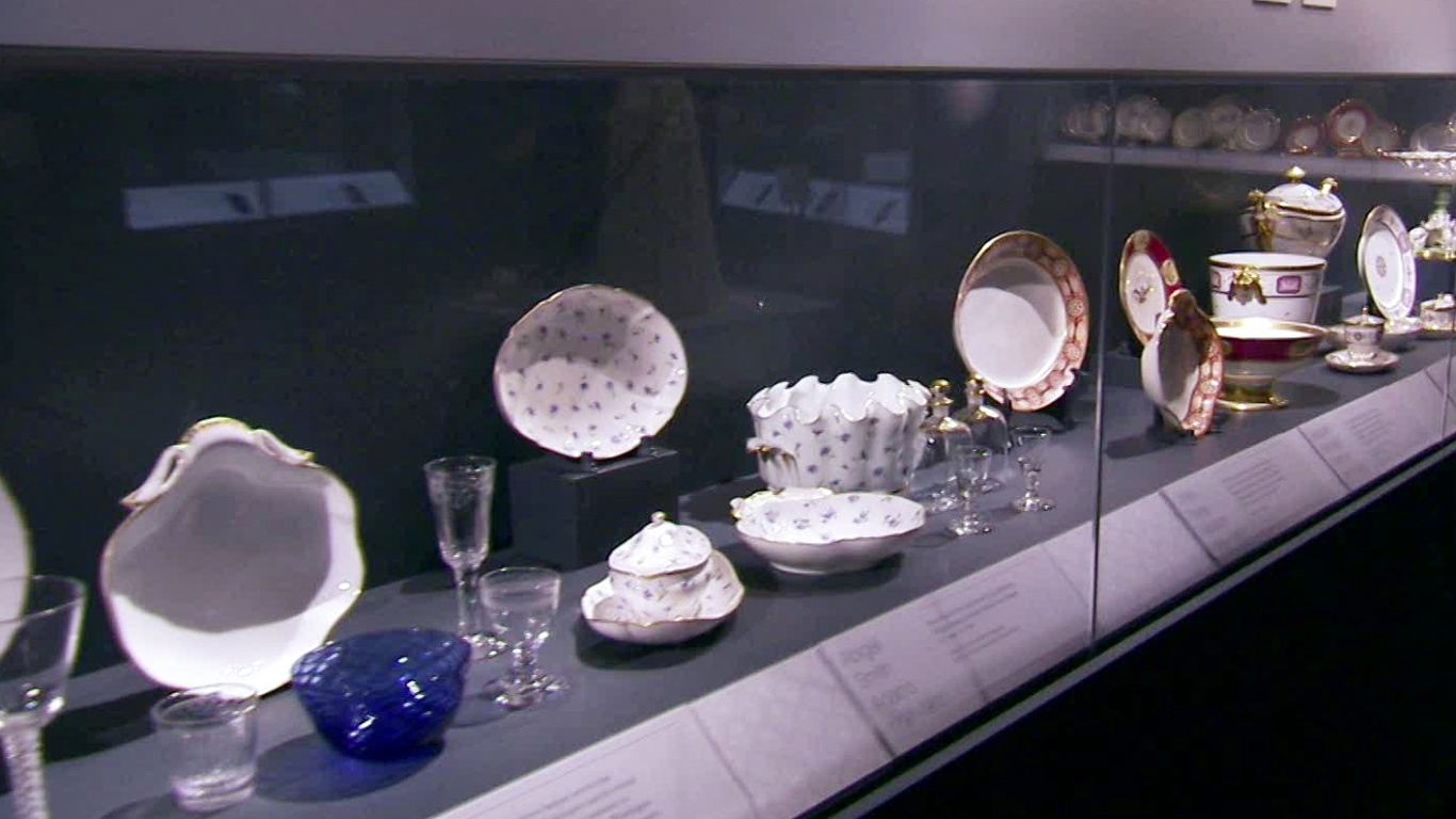 Watch Mysteries at the Museum, Season 2 | Prime Video