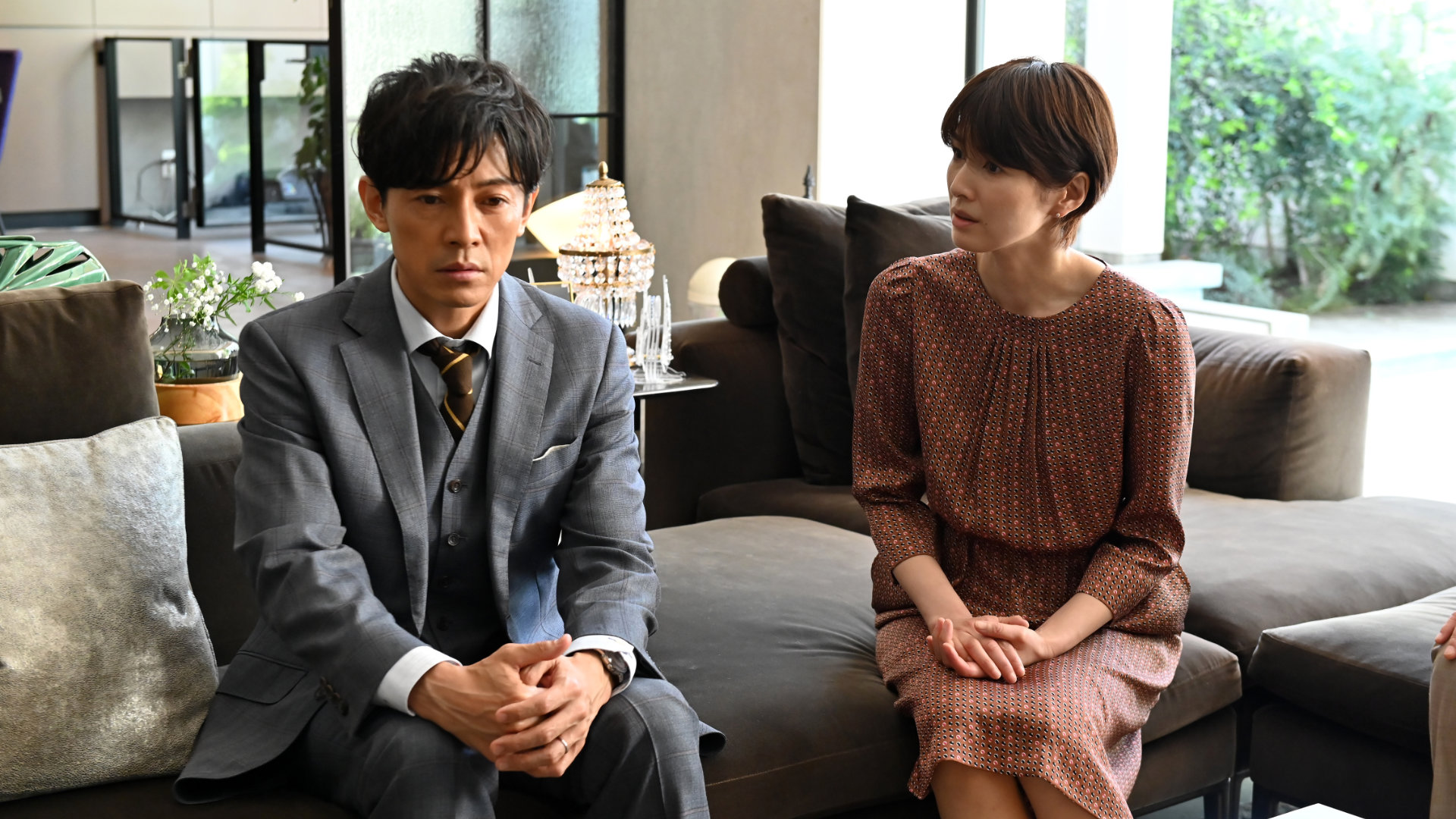連続ドラマW 黒鳥の湖を観る | Prime Video