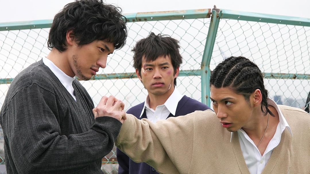 クローバーを観る | Prime Video