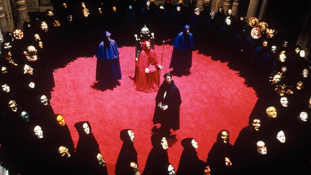 【VHS　ビデオ】映画『アイズ ワイド シャット』 VHS ビデオ】映画『アイズ ワイド シャット』 Amazon.co.jp