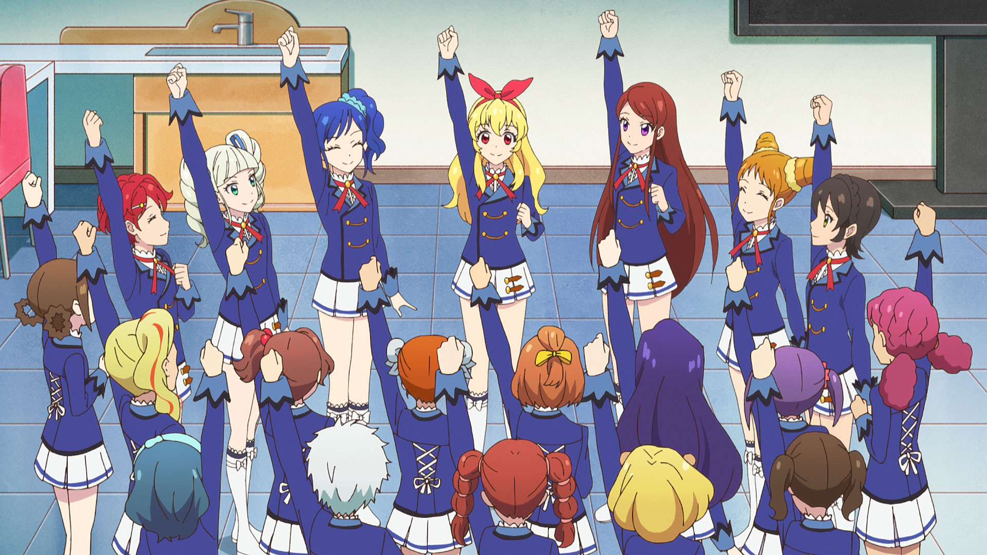 アイカツ！ 10th STORY ～未来へのSTARWAY～ 71+nTfdSfML._UF350,350_QL50_.jpg