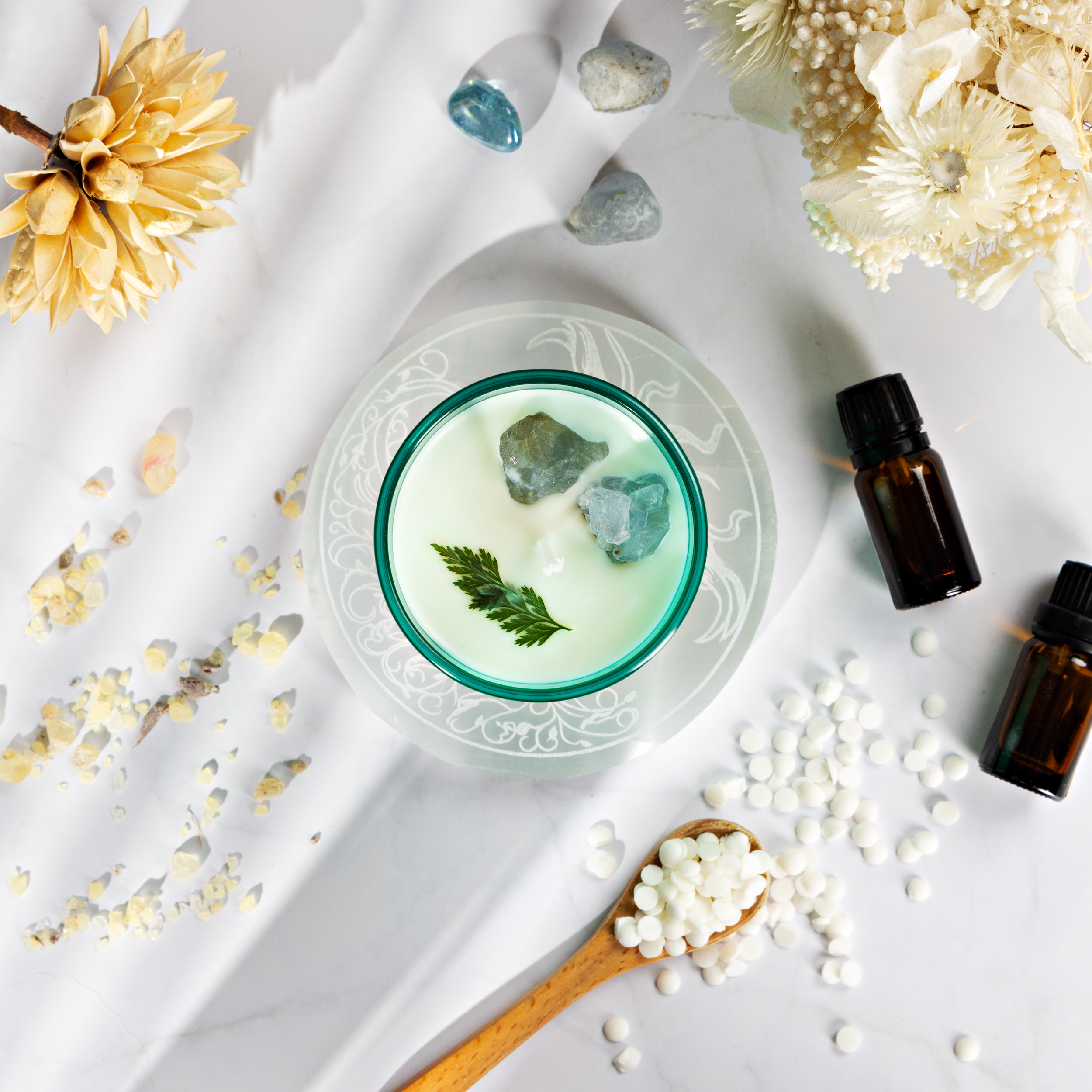 SUZIEJO AROMATHERAPY CANDLES Throat Chakra Candle