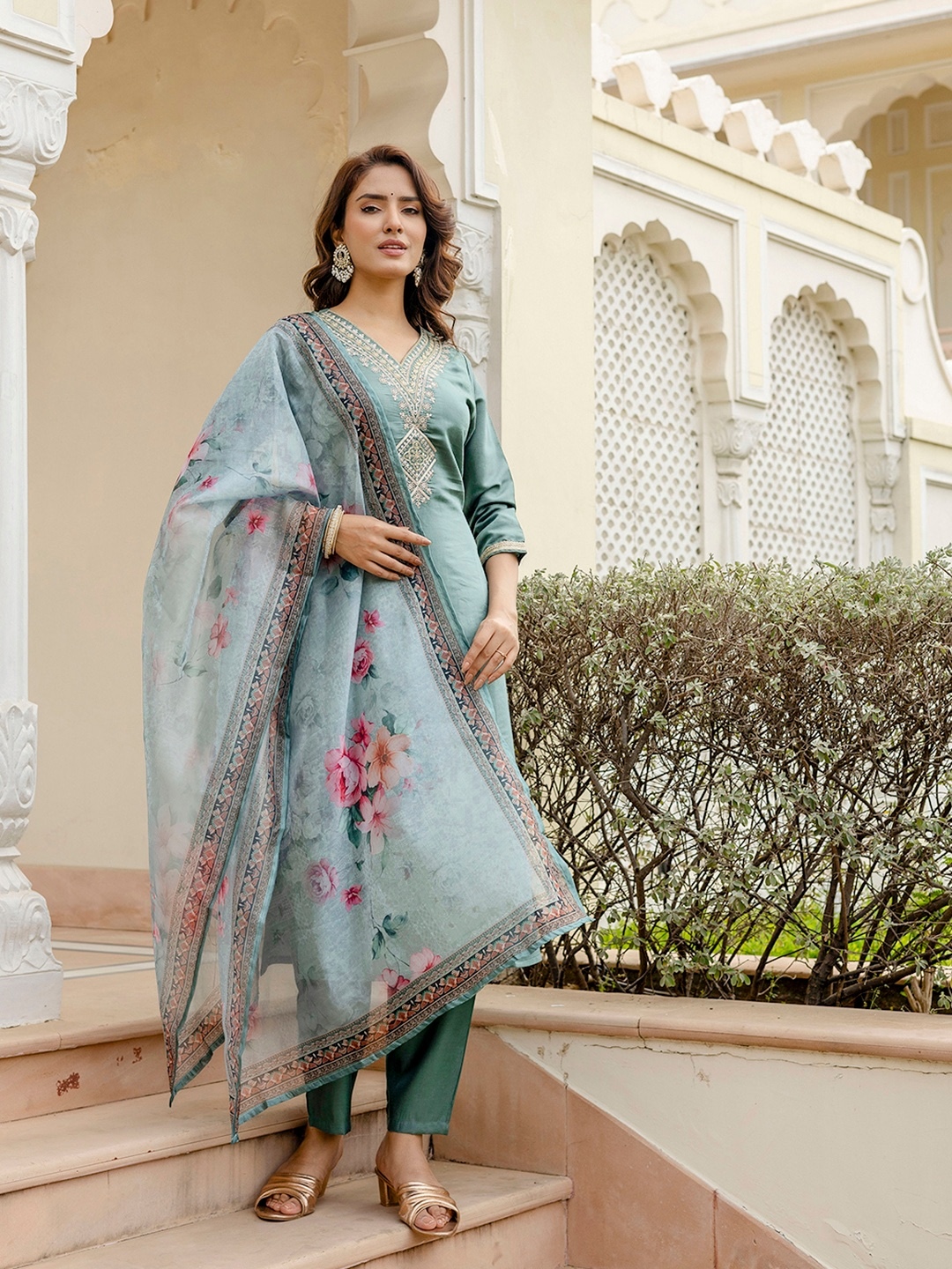 Women Rayon Straight Kurta Set with Pant & Dupatta