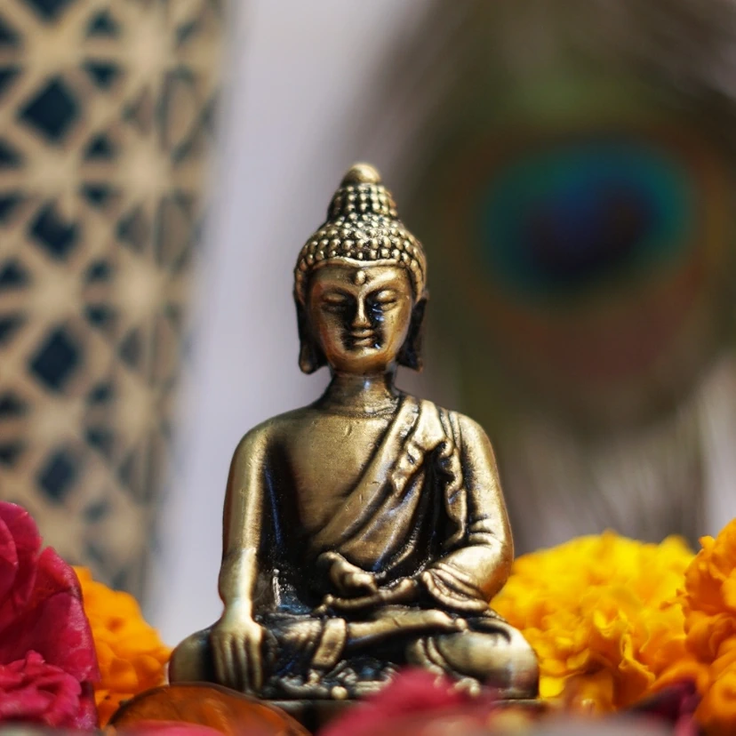 Metal Buddha Statue showpiece for Home Decor|Living Room Decor Decorative Showpiece - 8.5 cm (Beige