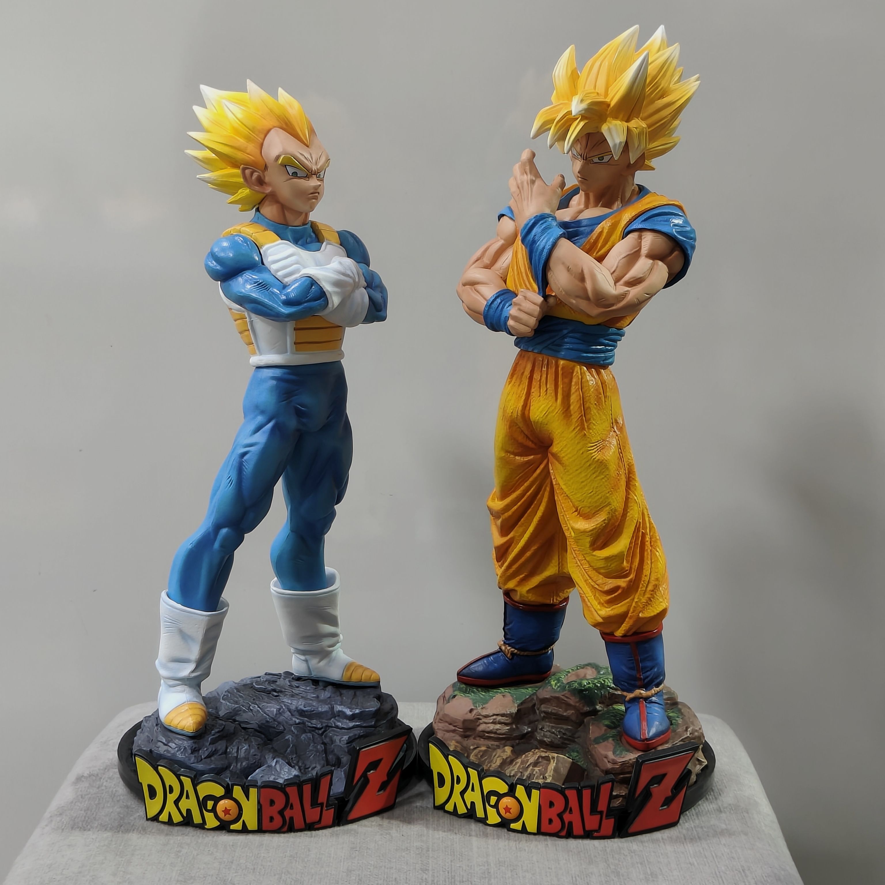 Buy Super Saiyan Goku And Vegeta Action Figure Set • Dragon Ball Z • 32 ...