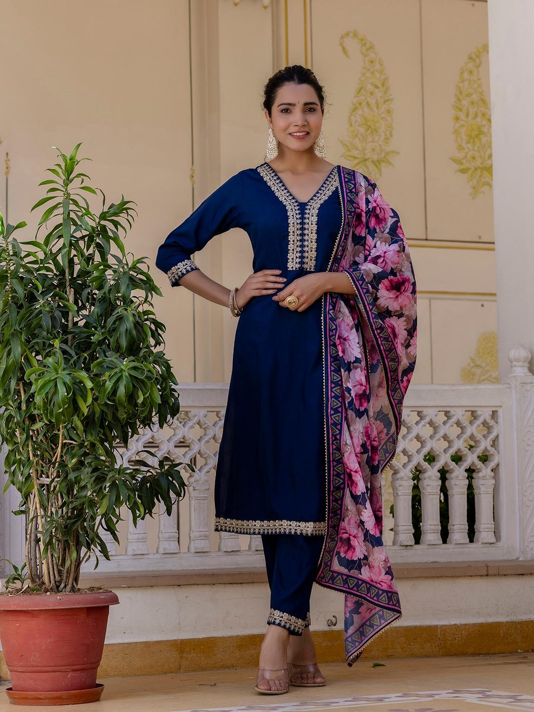 Blue Embroidered Viscose Rayon Straight Kurta Trousers Set main image 1