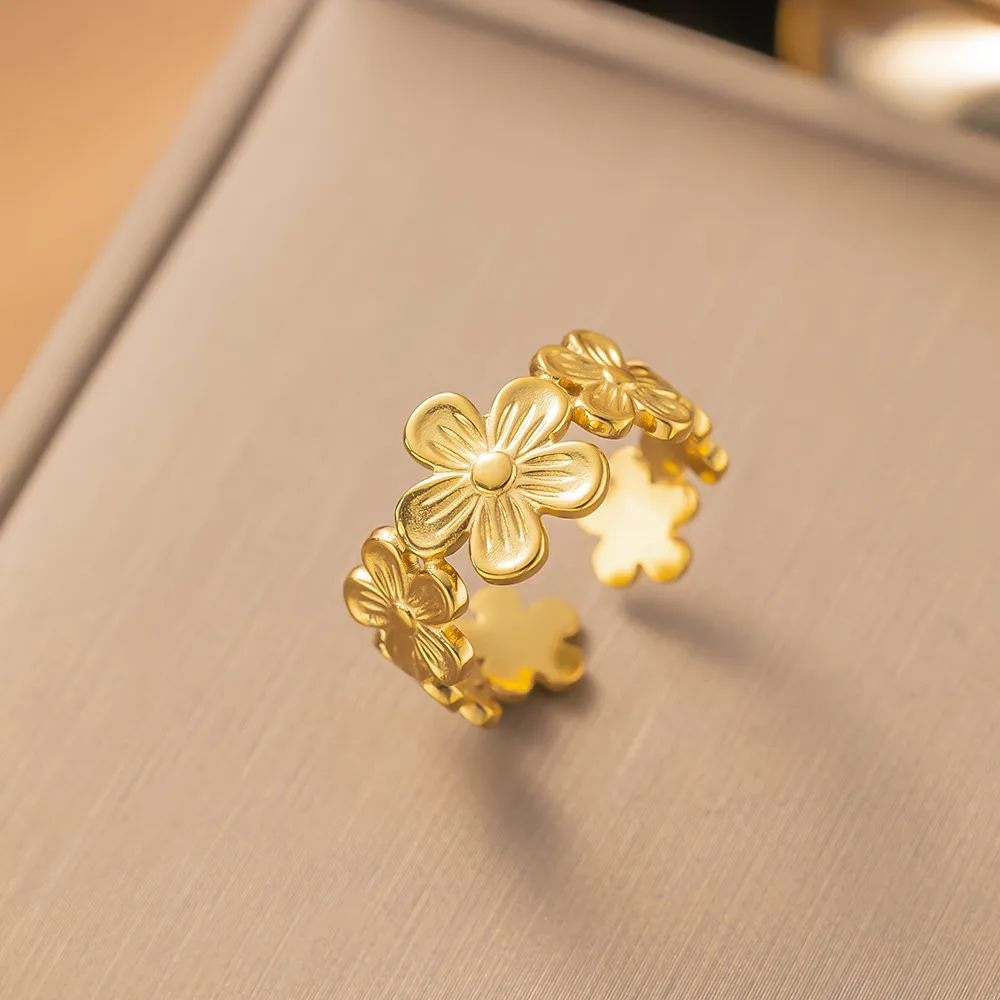 Flower celestial ring