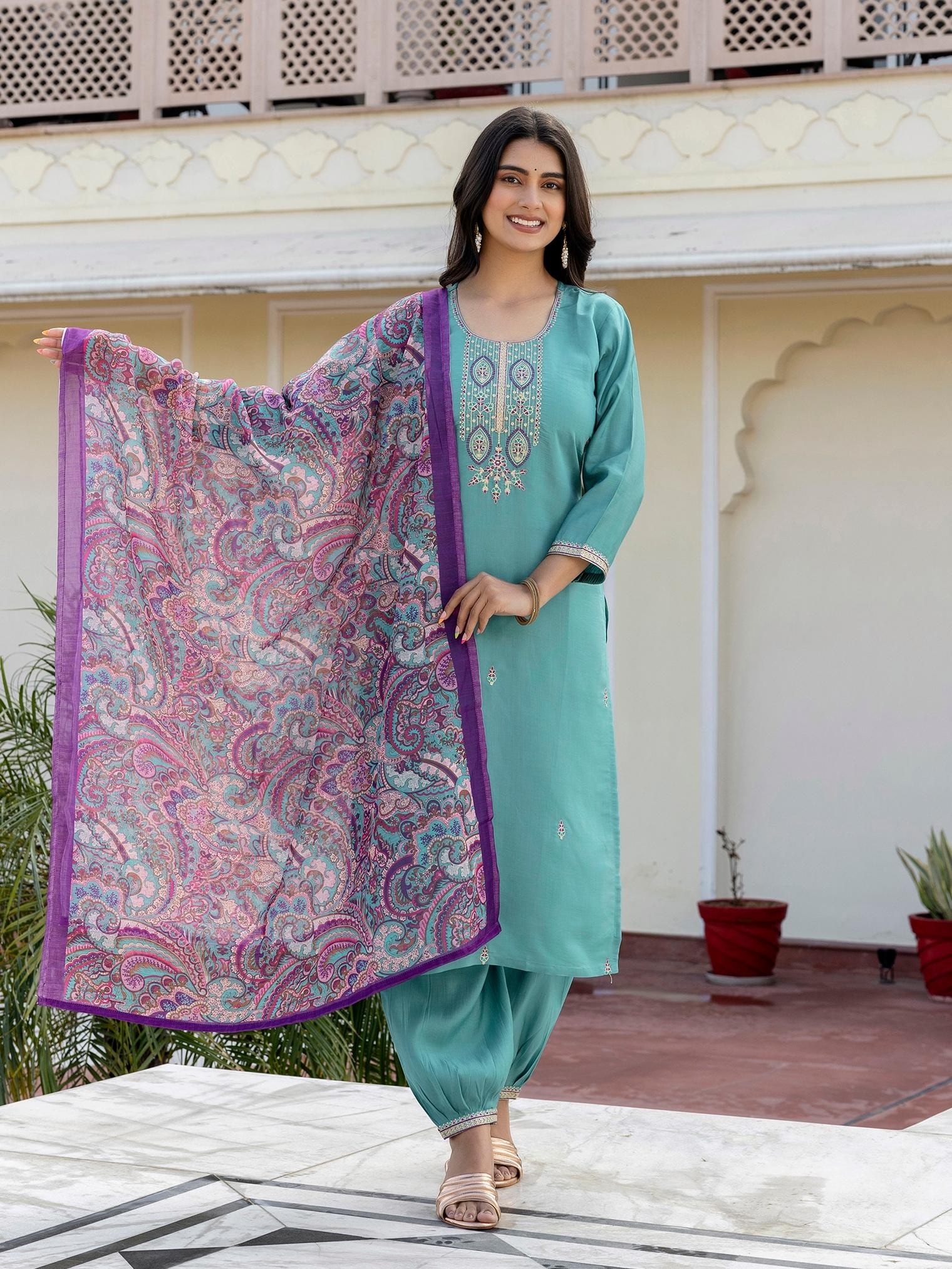 Women's Viscose Chanderi Printed Straight Kurta with Pant And Dupatta Sets