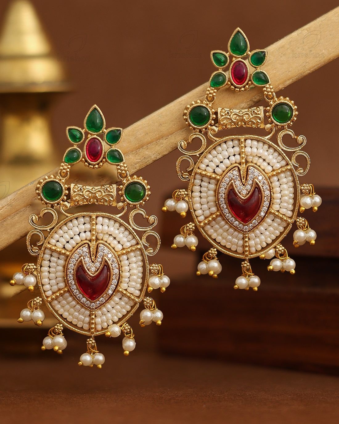 Ananta Pearl Chandbali